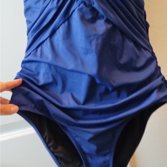 Victoria’s Secret Blue The Unforgettable One Piece Halter Swimsuit Women’s 40 C - Picture 2 of 7